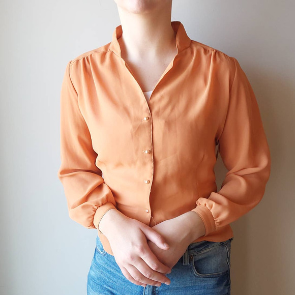 Vintage 50s/60s Orange Sheer Pearl Button-Up Pleated Shirt - Picture 4 of 16